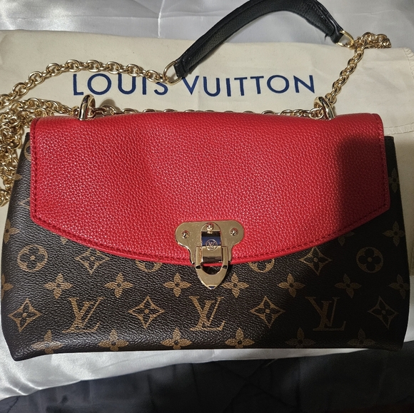 Fashion Red and Brown Shoulder Bag - Picture 2 of 5